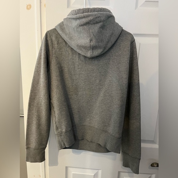 Women’s Hollister Hoodie XS - Picture 3 of 3